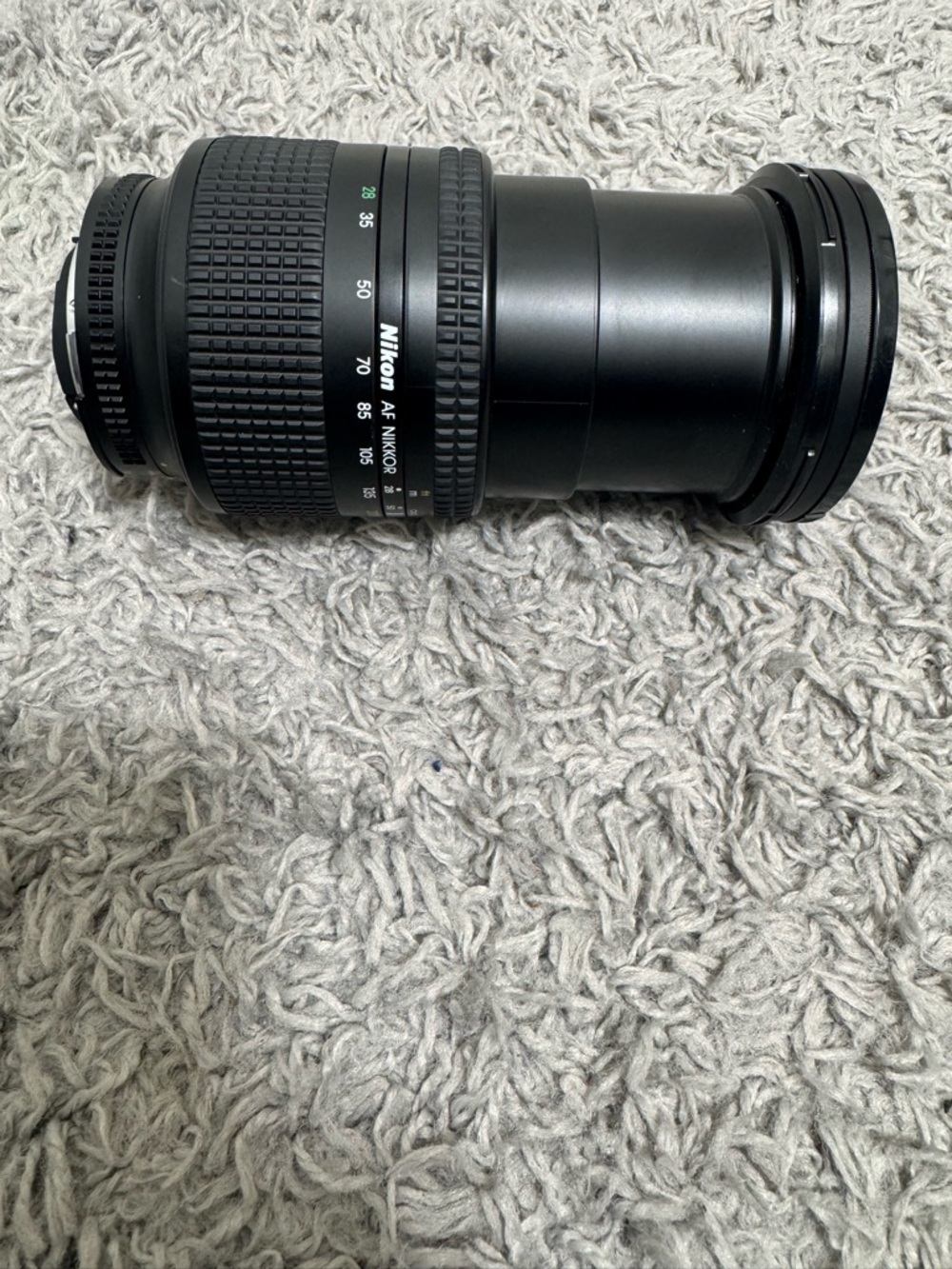 Nikon Black AF Nikkor
28-200mm f/3.5-5.6 D Zoom Lens